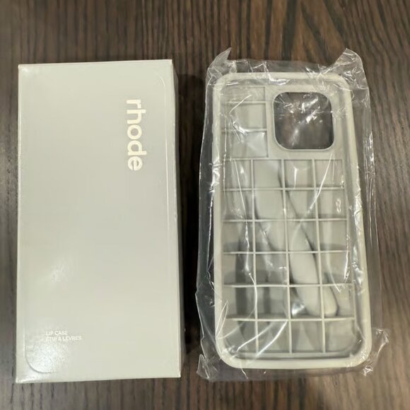 Rhode lip case gray without Lip- Iphone 13 14 15 16 - Picture 2 of 3